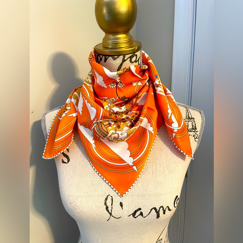 Carres Volants Scarf - Authentic Hermes 70 Format Silk Scarf.